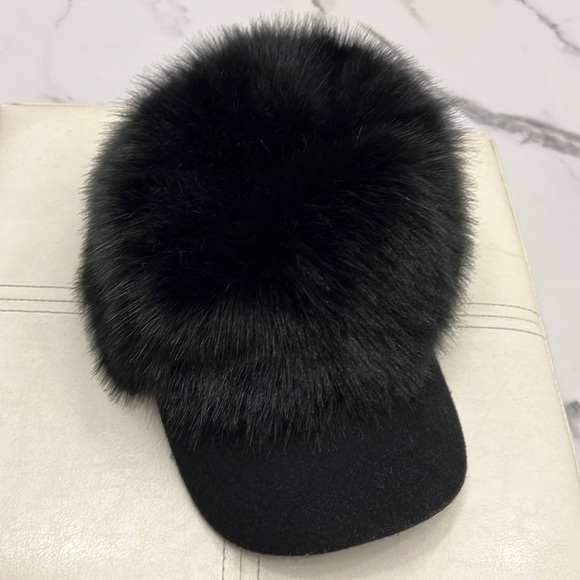 BCBGMaxAzria Accessories - Winter cap w faux fur black BCBG